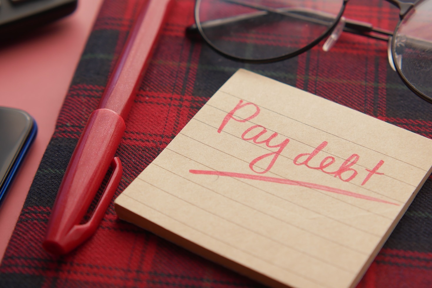 Top Tips for Managing Household Expenses Effectively